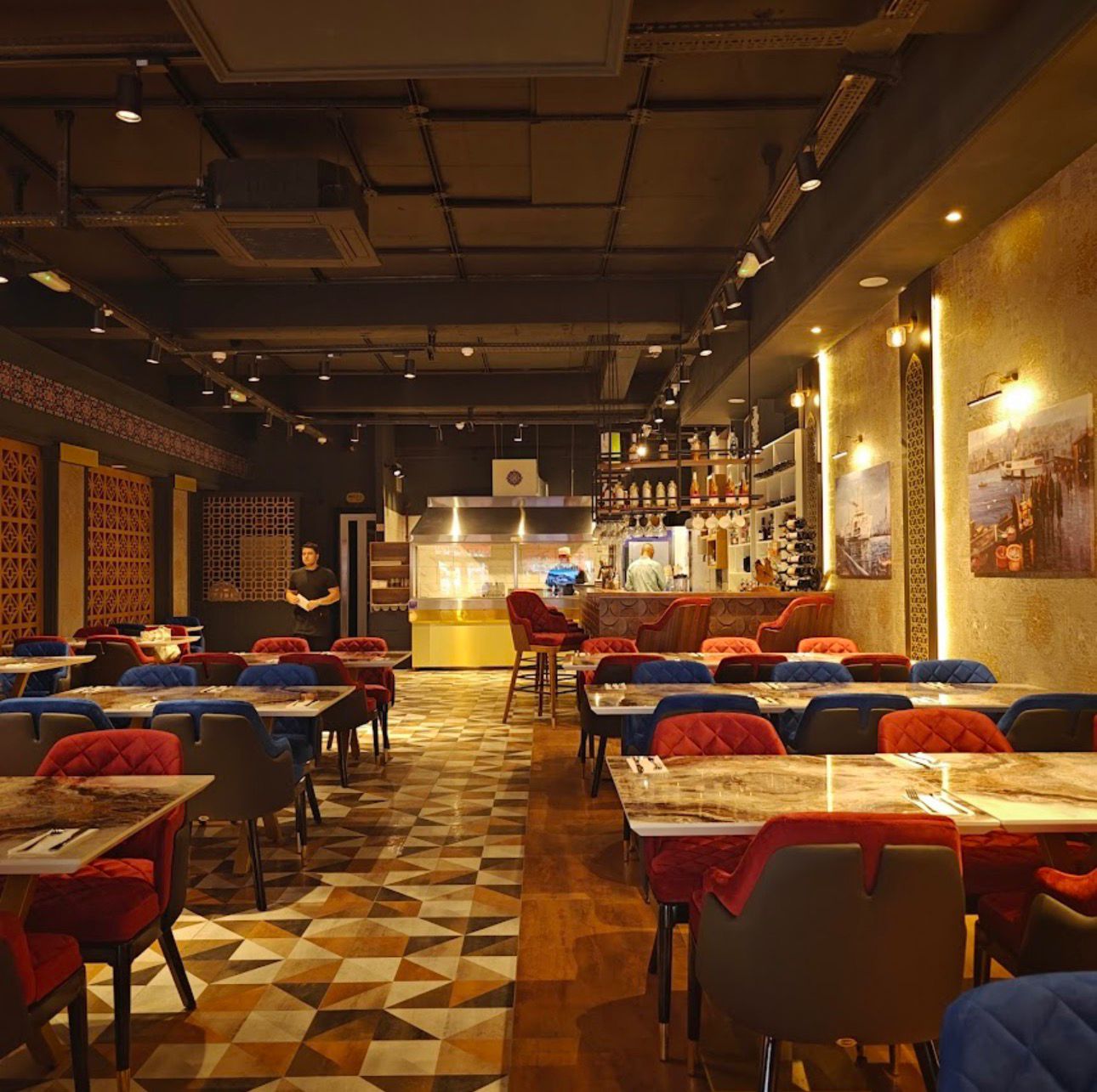 Saray Rugby Restaurant Interior